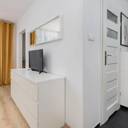 Sunny Opolska With Balcony In By Renters شقة غدانسك