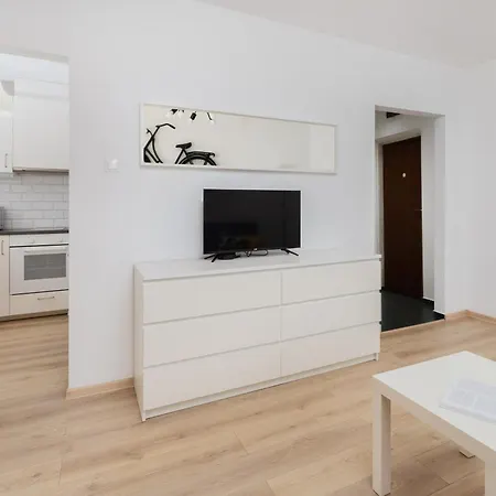 Sunny Studio Opolska With Balcony In By Renters Apartment *